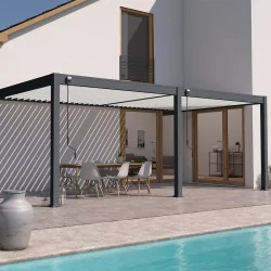Pergola bioclimatica Ombréa adossata VS - 3x6M bicolore + 2 tende bianche